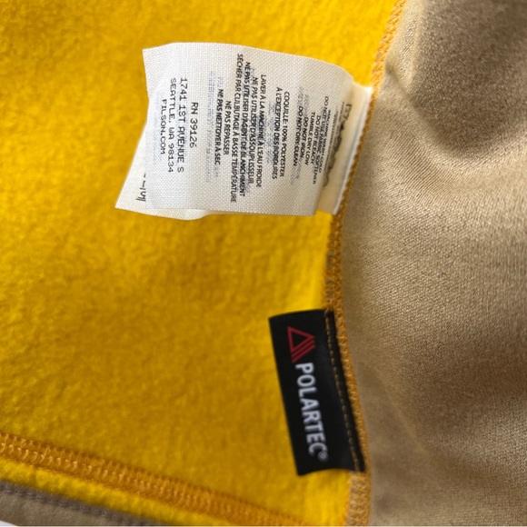 SOLD : FILSON Ridgeway Lightweight Fleece Vest, size M - EUC - Picture 8 of 11